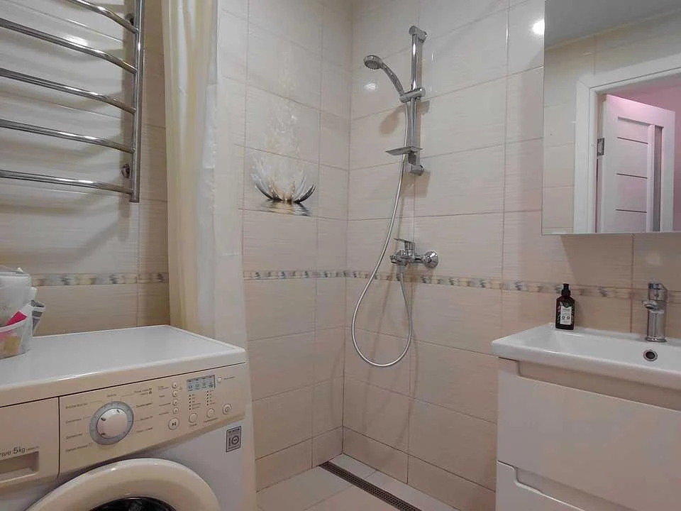 Apartment. Kyiv, Levka Luk'yenko St.