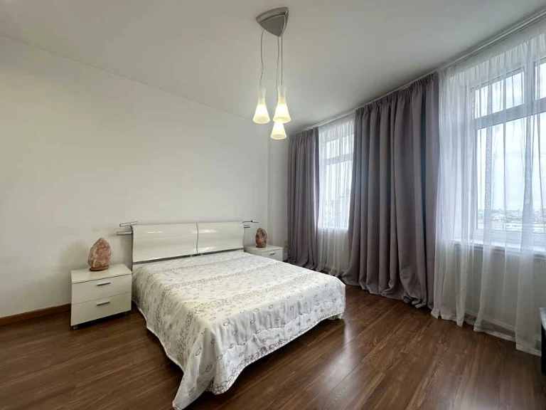 Apartment. Kyiv, Lesya Ukrainky Boulevard