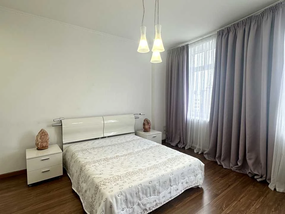 Apartment. Kyiv, Lesya Ukrainky Boulevard