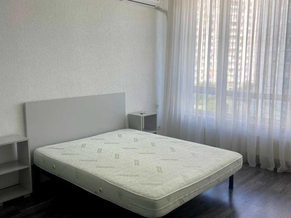 Apartment. Kyiv, Liskivska St.