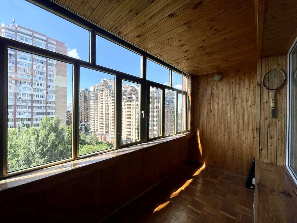 Квартира. Киев, Леся Украинки бульв.