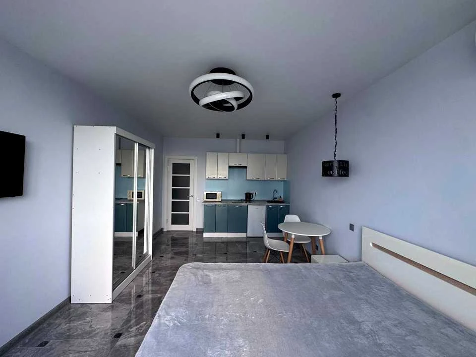 Apartment. Street of Hersona.