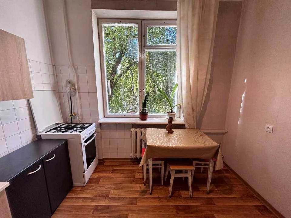 2-room apartment. Kyiv, Yerevan Street.