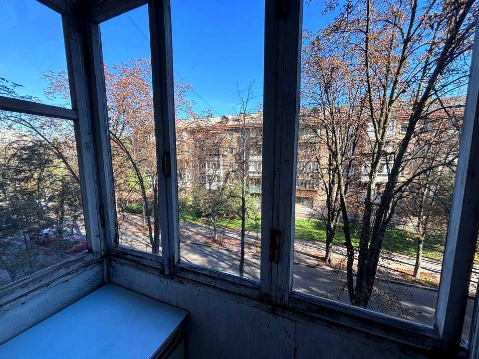 2-room apartment. Kyiv, Yerevan Street.