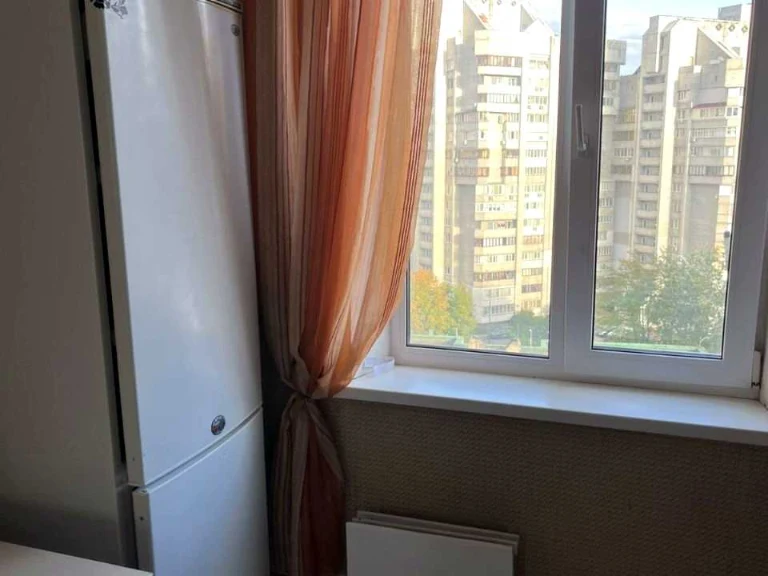 Apartment. Street Drahomanova, Kyiv