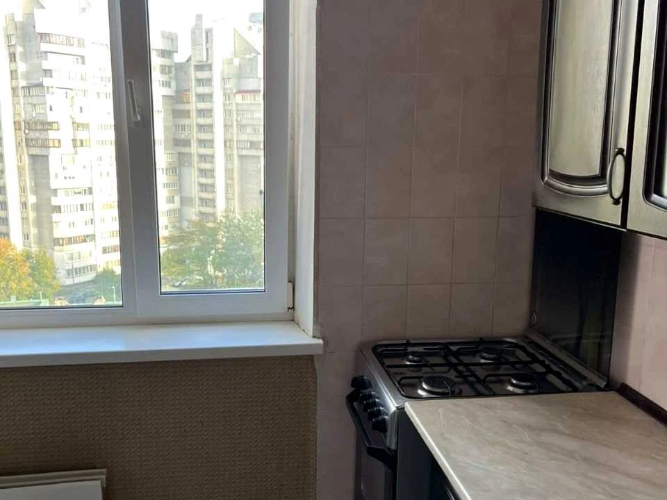 Apartment. Street Drahomanova, Kyiv