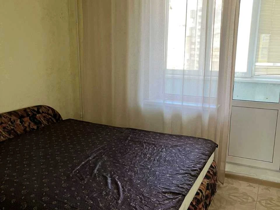 Apartment. Street Drahomanova, Kyiv