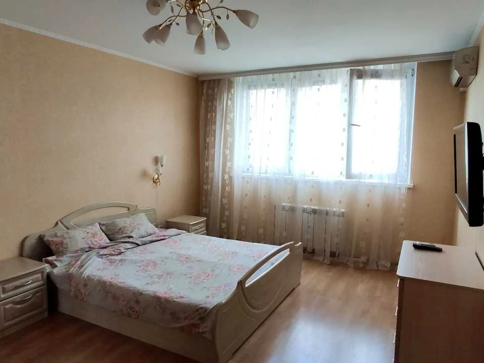 Квартира. Київ, Урлівська вул.