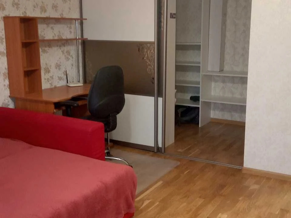 Apartment. Metroplitа Vasyl Lypkivskyi Street