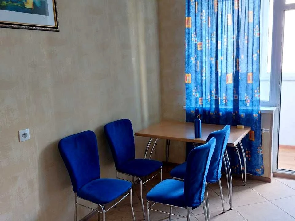 Apartment. DragomANOVA St., Kyiv