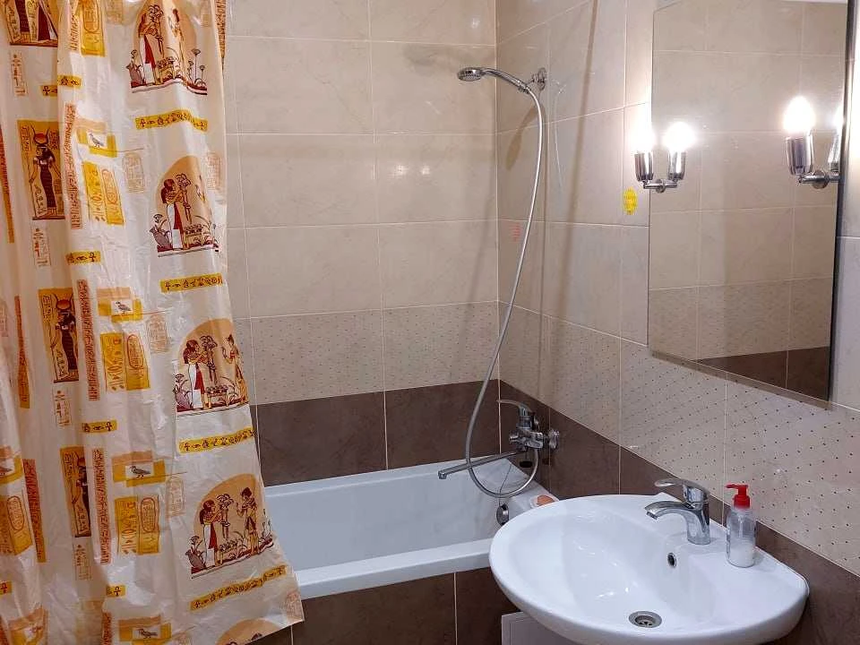 Apartment. DragomANOVA St., Kyiv