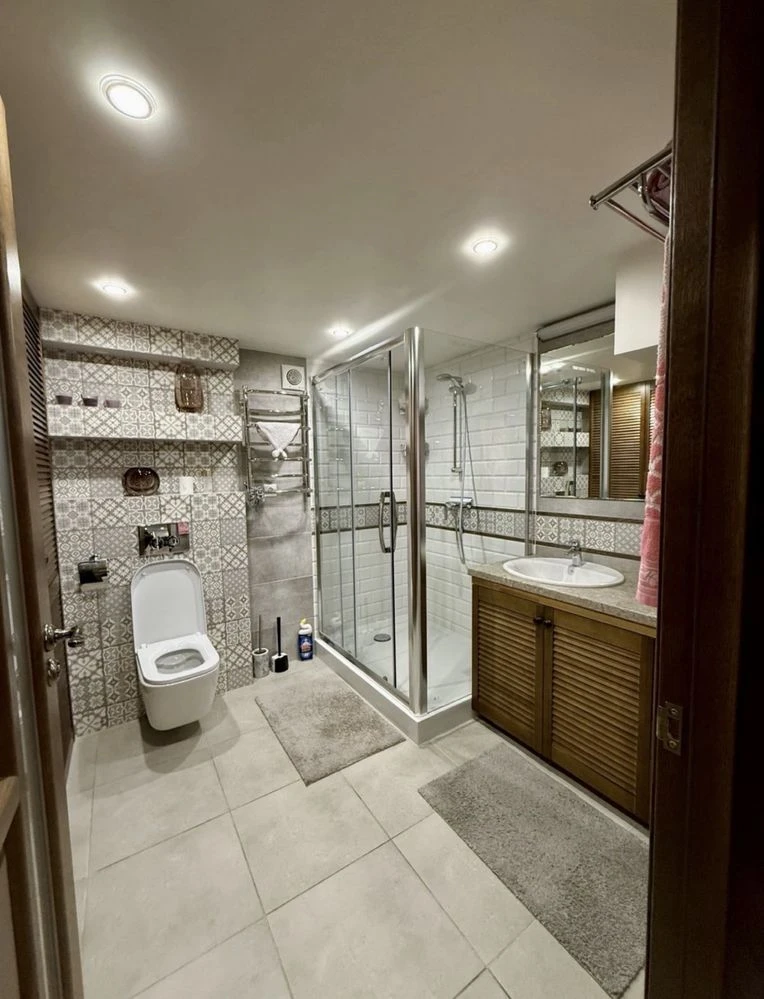 New Construction Two-Level Apartment 130m Prospect Chornovola Int