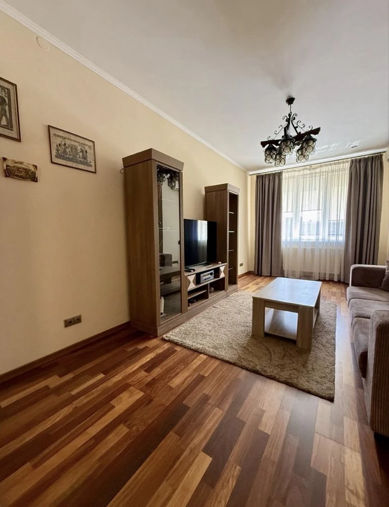 New Construction Two-Level Apartment 130m Prospect Chornovola Int