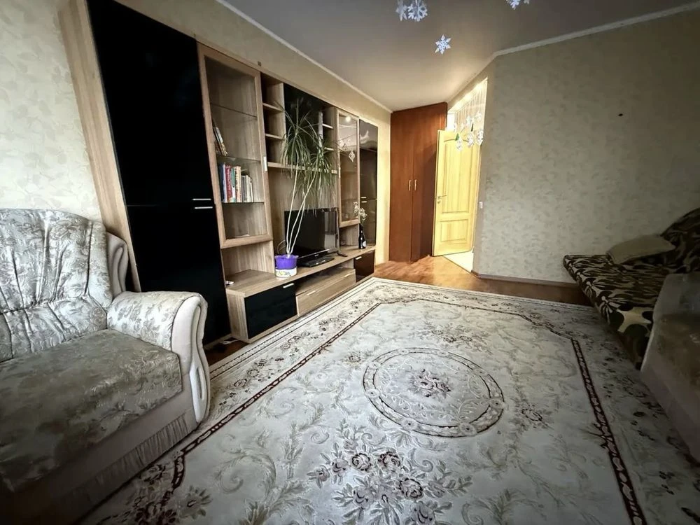 For Sale, 2-room apartment, Red Cliff, Sail, Komunar, Pok