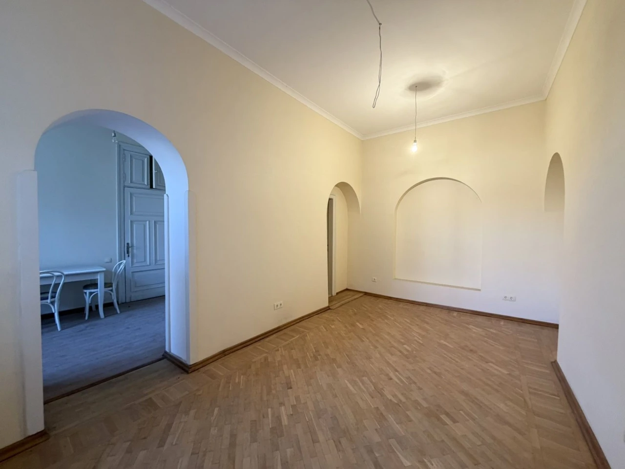 4 комна apartment Европейская / Греческая