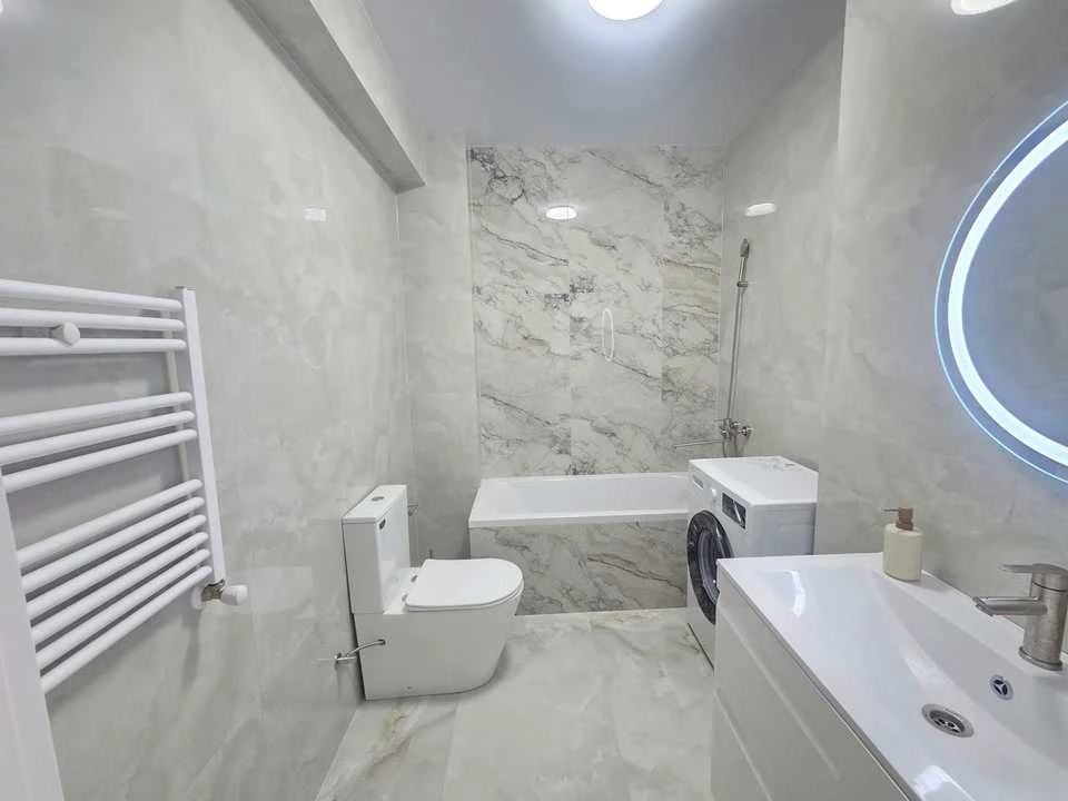 Studio apartment. Odessa, Leontovich St.