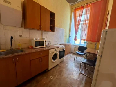 Apartment. Odessa, Pastora St.