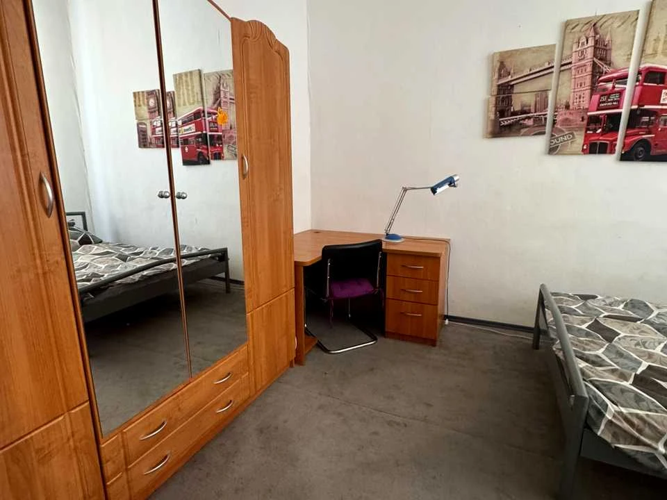 Apartment. Odessa, Pastora St.
