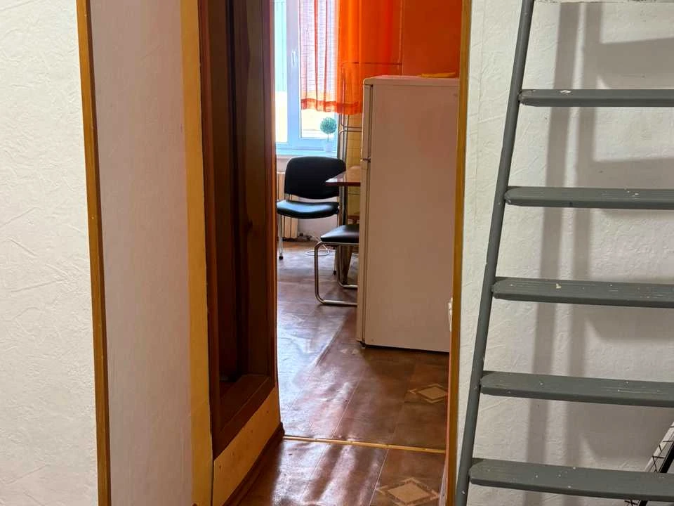 Apartment. Odessa, Pastora St.
