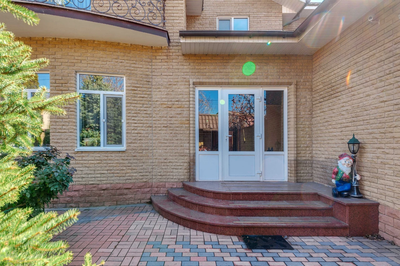 Продаж будинку в Вознесенівському районі