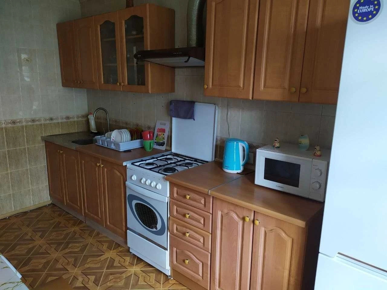 For Sale Spacious 3-room Apartment of Yuri Lipa Usenko, Left Bank