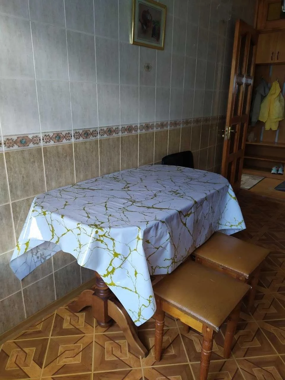 For Sale Spacious 3-room Apartment of Yuri Lipa Usenko, Left Bank