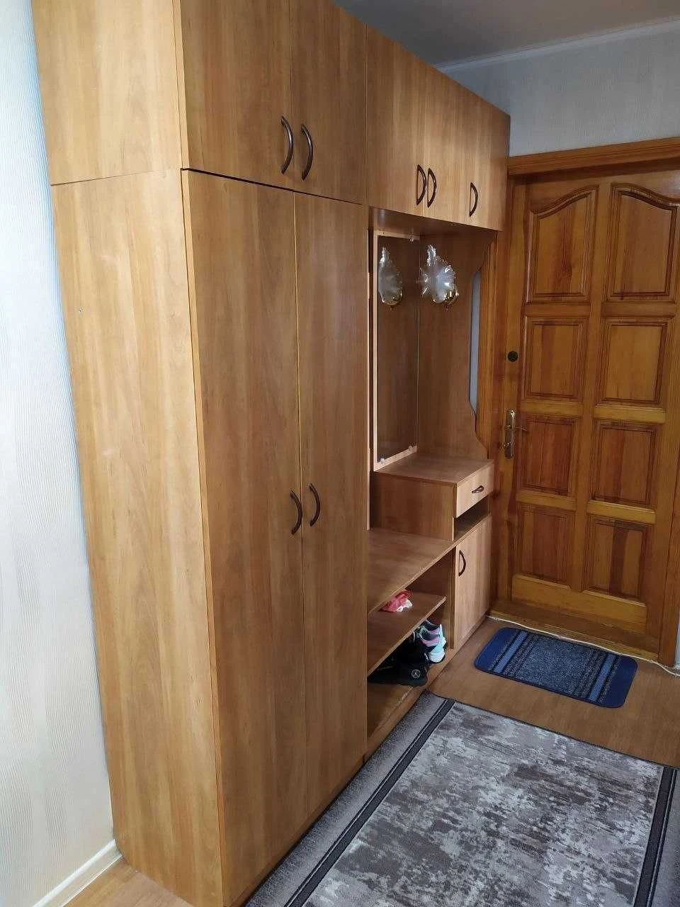 For Sale Spacious 3-room Apartment of Yuri Lipa Usenko, Left Bank