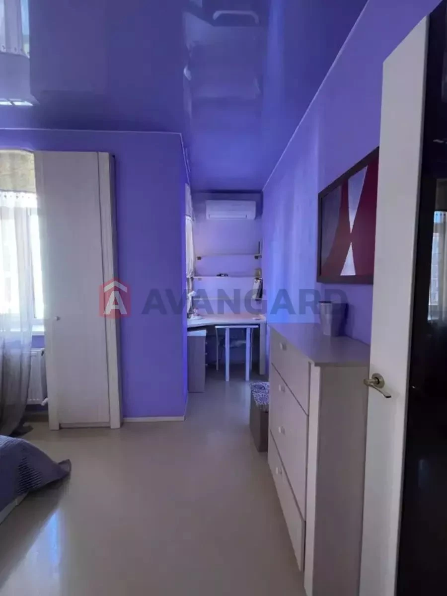 Продам 3-к квартиру 62м2  ЖК Олімпійський