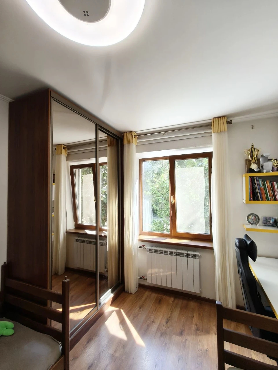 Продаж 2 кімнатної кв-ри, 2/9 поверх, з ремонтом, лівий бере