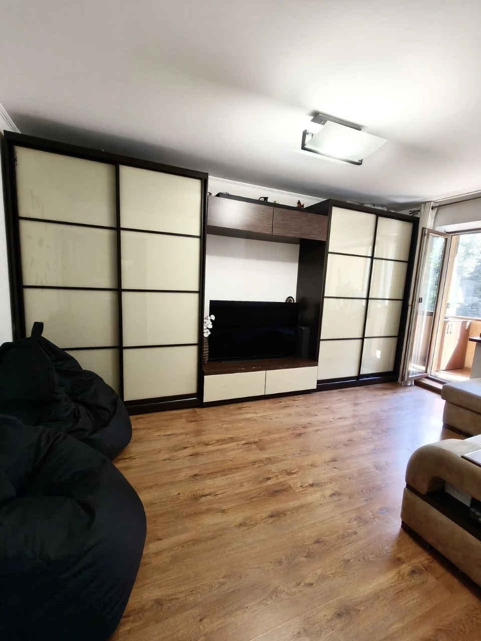 Продаж 2 кімнатної кв-ри, 2/9 поверх, з ремонтом, лівий бере