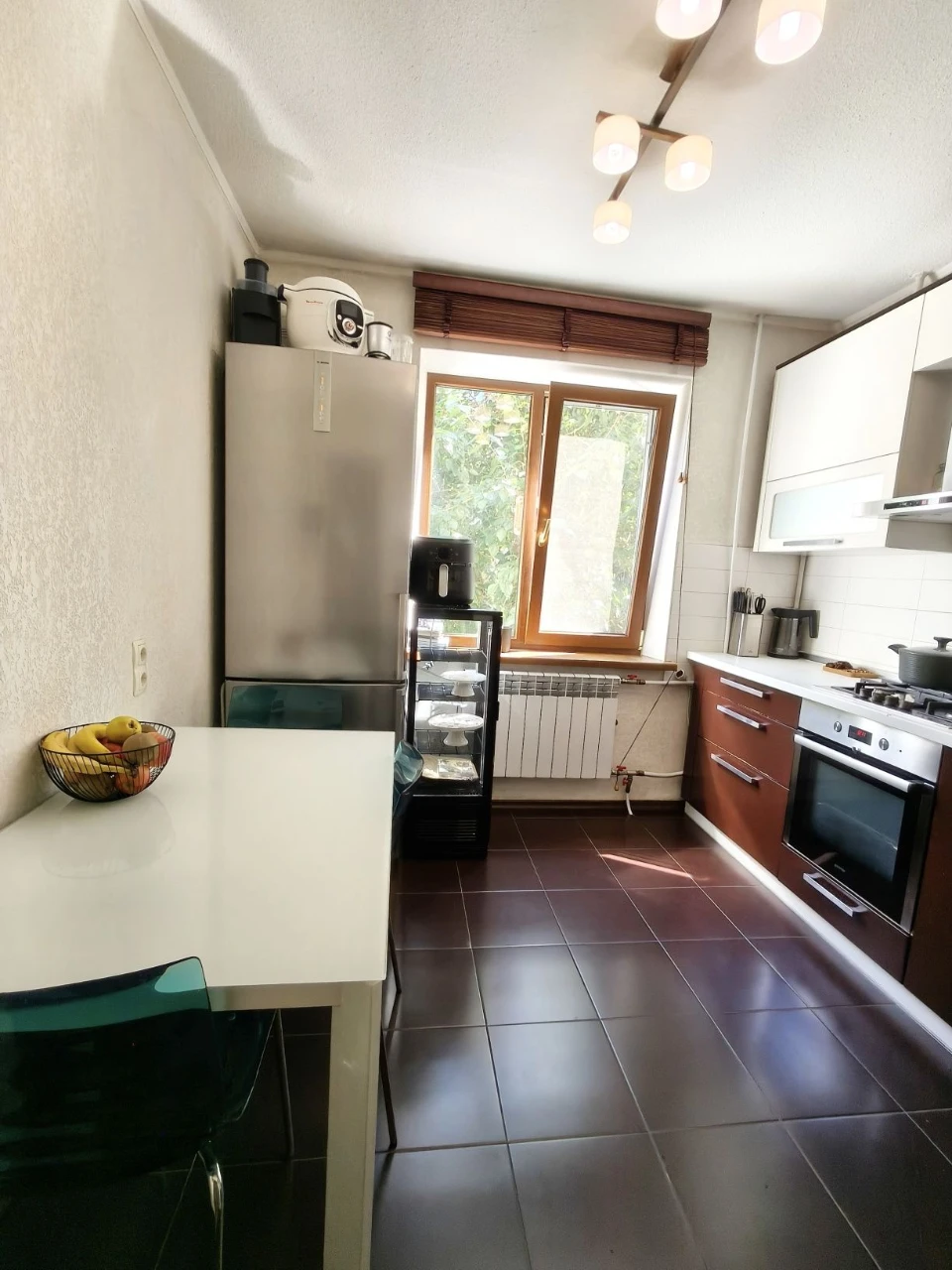 Продаж 2 кімнатної кв-ри, 2/9 поверх, з ремонтом, лівий бере