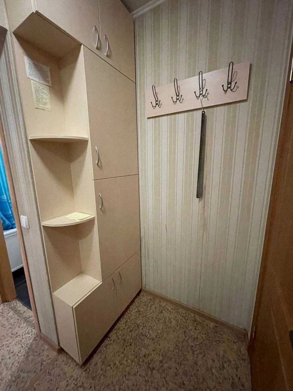 Продам  1 квартиру правый берег 31950$ Центр