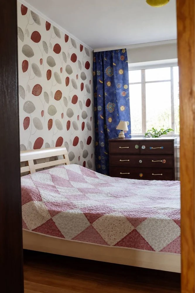 For sale 3-room apartment Kholodilnaya Klochko Caravan with renovation