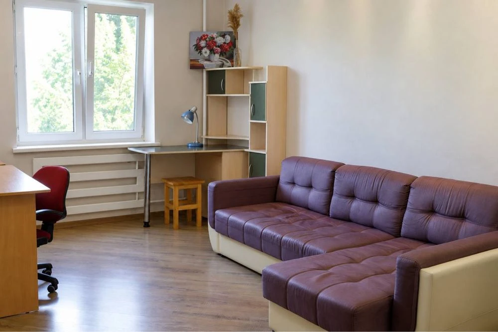 For sale 3-room apartment Kholodilnaya Klochko Caravan with renovation