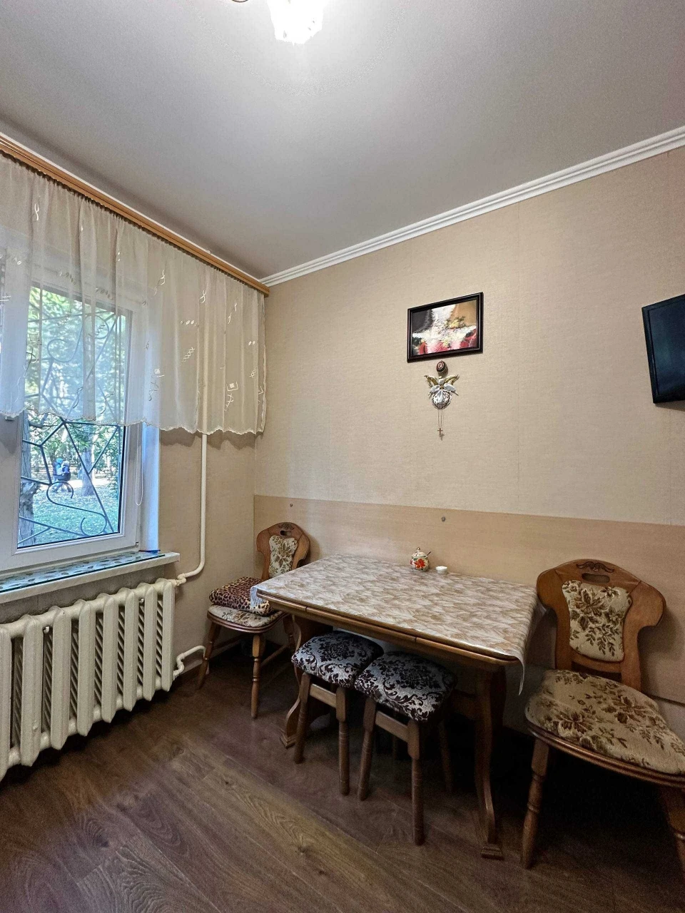 Продам 2-комнат. квартиру с Капитальным РЕМОНТОМ на КОТОВСКО