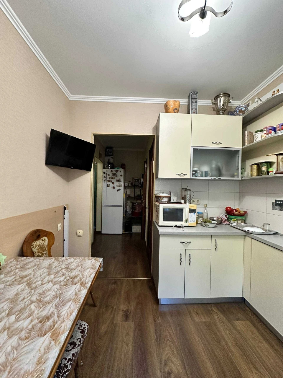 Продам 2-комнат. квартиру с Капитальным РЕМОНТОМ на КОТОВСКО