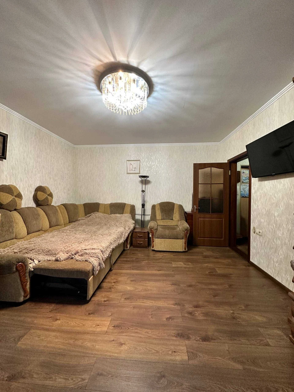 Продам 2-комнат. квартиру с Капитальным РЕМОНТОМ на КОТОВСКО