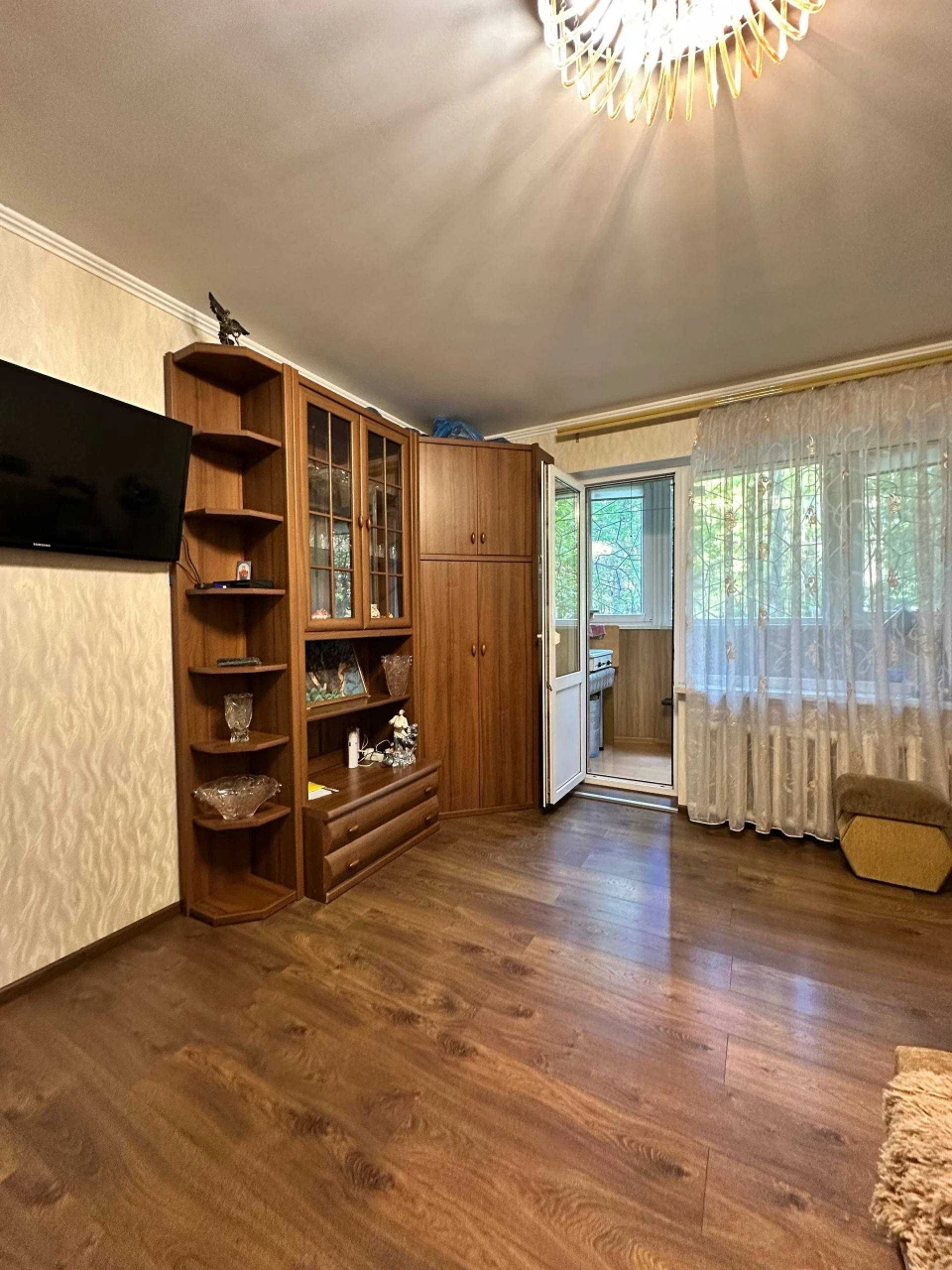 Продам 2-комнат. квартиру с Капитальным РЕМОНТОМ на КОТОВСКО