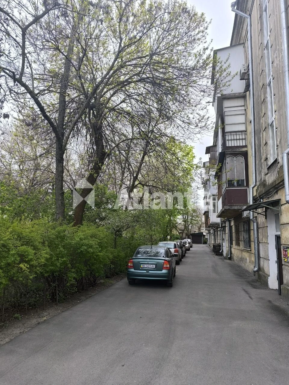 3-кімнатна сталінка, ремонт, меблі. Черьомушкі