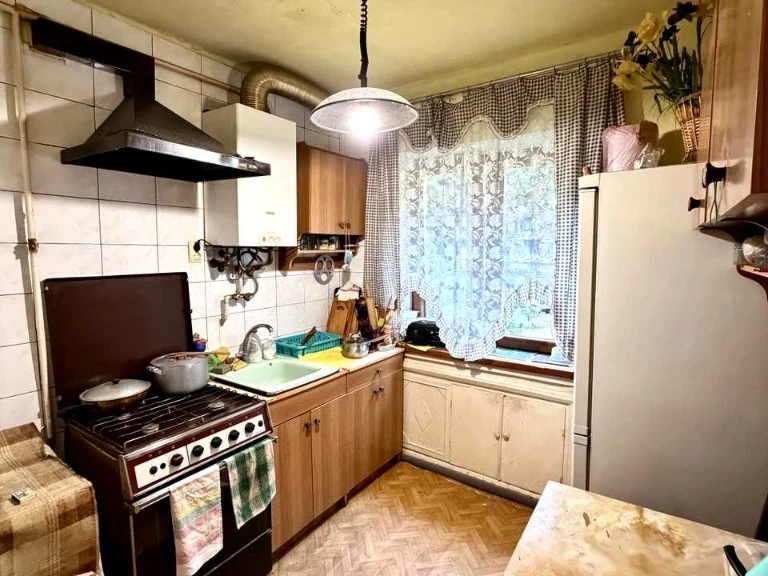 Квартира. Львів, Ростислава Братуня вул.