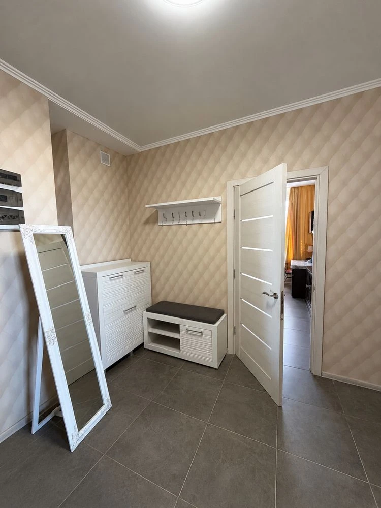 2 кімнтана квартира ЖК Таіровські Сади , квартира з ремонтом