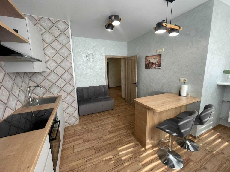 2-комнатная квартира Ремонт 60м² Новый дом на Вильямса/Король