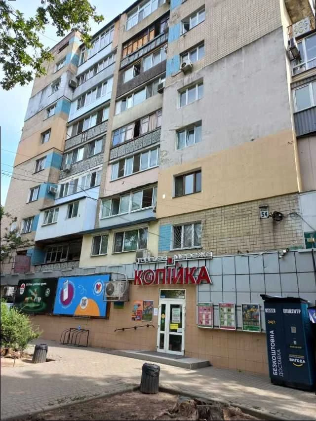 Продаю 2-комнатную квартиру на Черемушках.