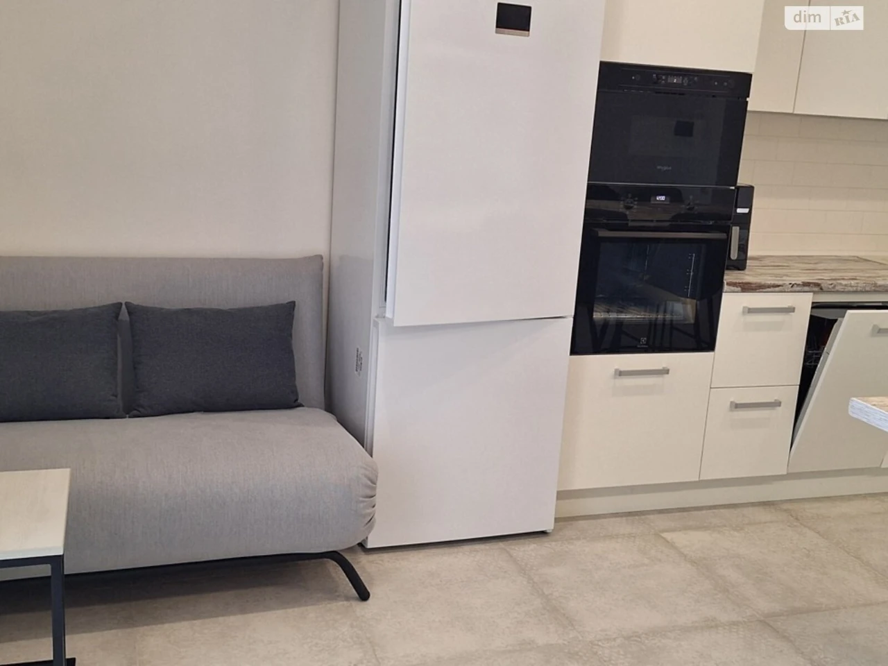 Long-Term Rental Apartment, Left Bank District