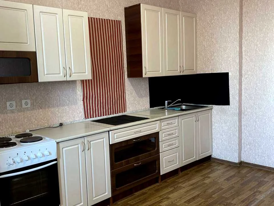 Apartment. Motorny Street, Kyiv