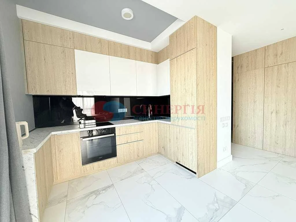 For Rent Long-Term 2-Room Apartment Kyiv, Pechersk, John Mack