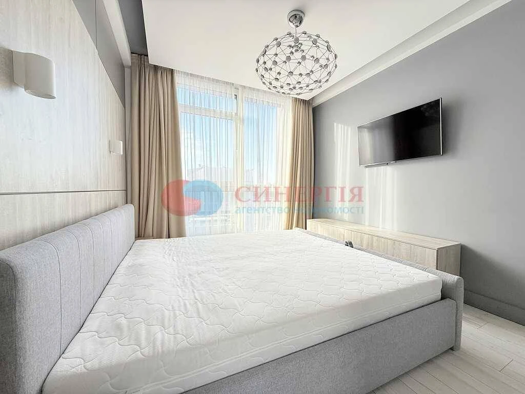For Rent Long-Term 2-Room Apartment Kyiv, Pechersk, John Mack
