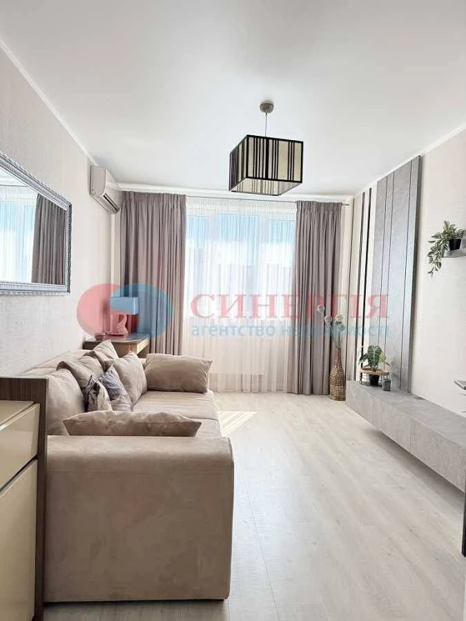 For long-term rent 2-room apartment Kyiv, Шевченківський district, Yuryi Illienka