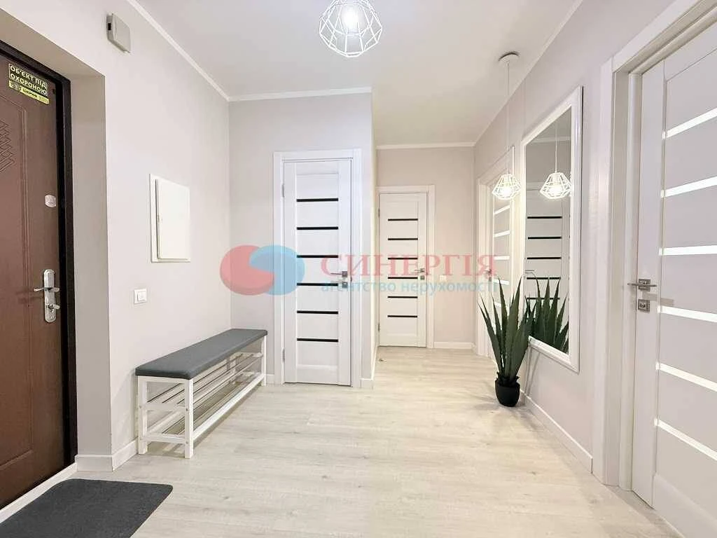 For long-term rent 2-room apartment Kyiv, Шевченківський district, Yuryi Illienka