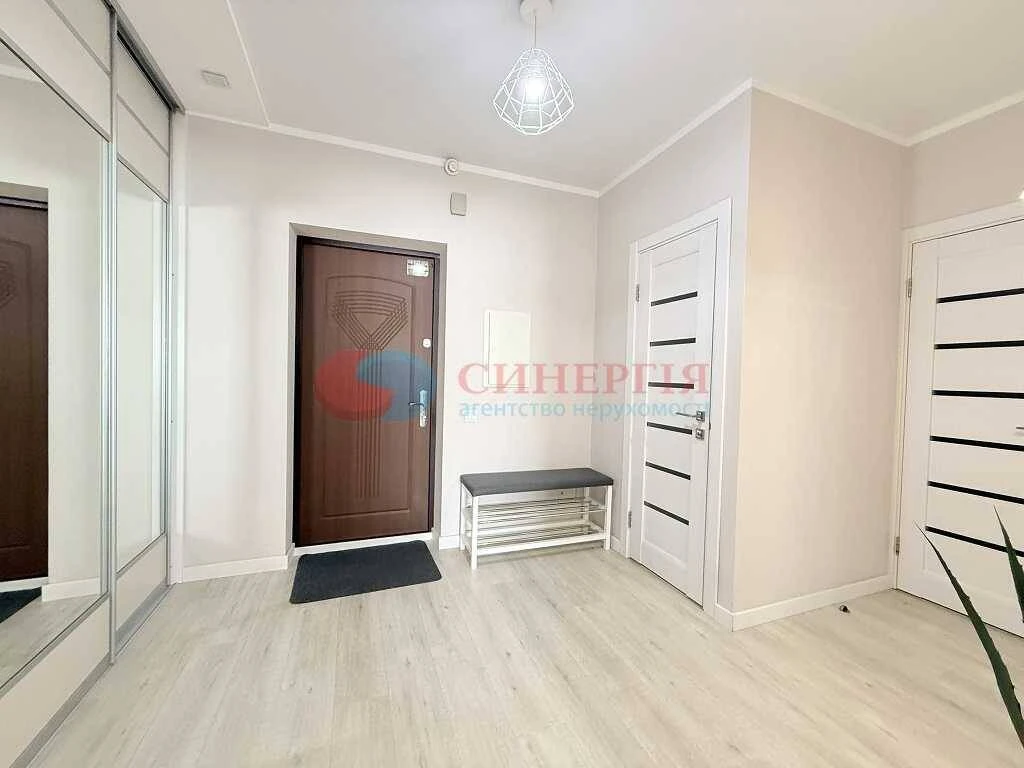 For long-term rent 2-room apartment Kyiv, Шевченківський district, Yuryi Illienka